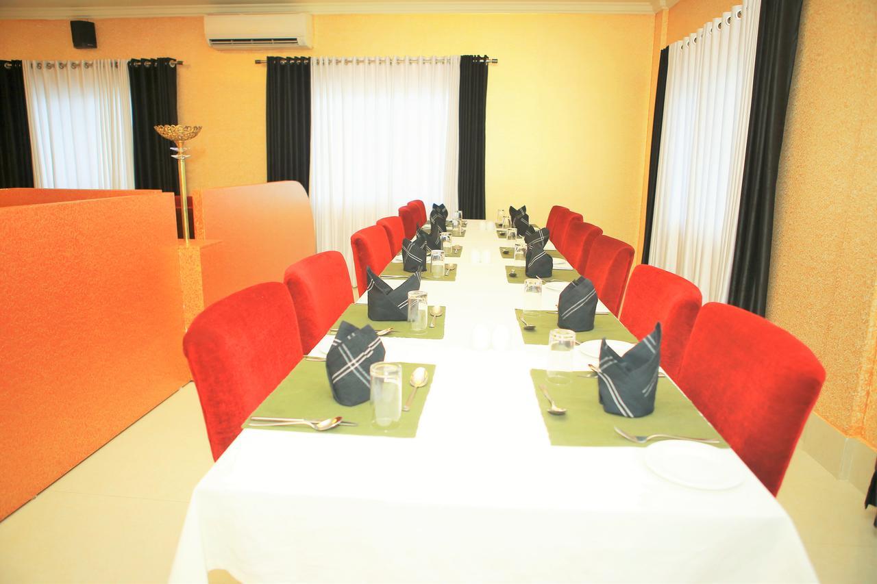 Seashore Residency Kodungallur Екстер'єр фото